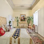LULLABY suite near Palazzo Vecchio&Piazza Signoria-hosted by Sweetstay
