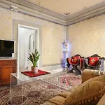 LULLABY suite near Palazzo Vecchio&Piazza Signoria-hosted by Sweetstay