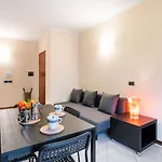 Comfortable Flat With Terraces