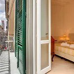 Bargello Art Apartment