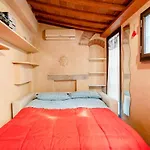 Amazing Apartment In Firenze With Kitchen
