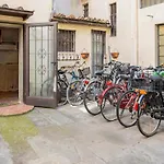 Amazing Apartment In Firenze With Kitchen