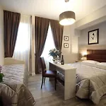 Florence Rooms67