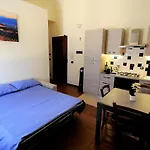 Bronzino Guest Home - Appartamento Privato