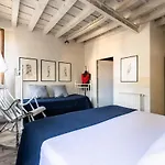 La Maison At The Old Bridge