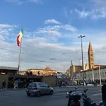 Santa Maria Novella - Golden Lily Florence, city center apartment