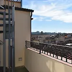 Hr Bedrooms In Florence