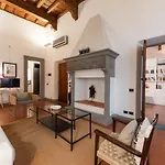 Porta Rossa Modern By Mmega