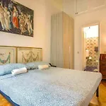 Hidden Gem Near Ponte Vecchio & Piazza Del Duomo