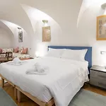 Tintori Apartment
