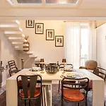 Art Apartment Luxury Sofia Suite