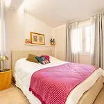 Art Apartment Luxury Sofia Suite