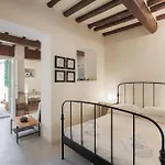 Lovely Garden Home In San Frediano