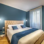 Hs4U Ricasoli Luxury apartment near Duomo N.2