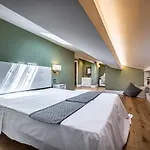 Yid Capo Di Mondo Luxury Apartment In Florence
