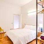 Condotta 16 Apartments