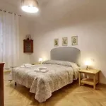 Piazza Mentana Apartment