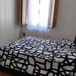 Oriani Apartment