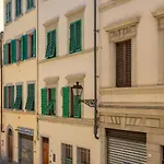 Pearl Of Florence By Halldis