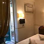 Bargello Art Apartment