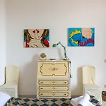 San Lorenzo Market - 2 Bedroom Apartment