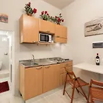 Keys Of Italy - Sreparata 24 Small - Cozy Nest Looks For Solo Traveller