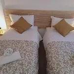 Nazionale B - Two Bedrooms Nearby Central Station