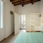 Keys Of Italy - Maytreya - Albero 2 - Train Station Two Bedroom Flat 2Nd Floor