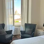 Santa Rosa Florence Apartments 3 Bedrooms - Private Parking