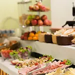 Madama Guest House