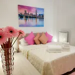 Bravo Horse Modern Apartment In Florence
