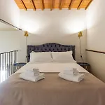 Nina\'S Dome Apartment