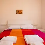 Keys Of Italy - Portenuove 18 - Pn1 - Train Station, One Bedroom Flat 2 To 4 Guests