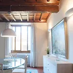 Tornabuoni Charming Apartment