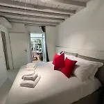 New Ground Floor Apt And Patio