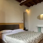Ponte Vecchio Tower