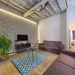 Appartamento Moderno A 2 Minuti Dalla Stazione Con Ac E Wifi