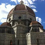 Davanti Al Duomo-Appartamento Storico