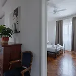 Santa Maria Novella Large Apartment