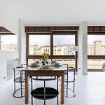 Ponte Vecchio Vista -Floating On The Arno-