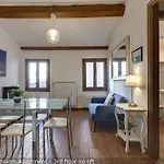 Palazzuolo Tower Apartments By Mamo Florence