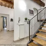 Palazzuolo Tower Apartments By Mamo Florence