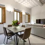 Venere & Zefiro Apartments By Mamo Florence