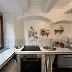 Santo Spirito Historic Studio Apartment