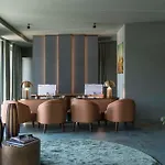 Columbus Urban Resort