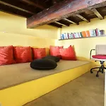 Relax Like Home, Via Ricasoli 6, Next To The Duomo Of Florence