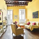 Relax Like Home, Via Ricasoli 6, Next To The Duomo Of Florence