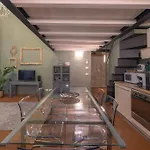 Sant Ambrogio Green Pepper Apartment
