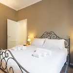Luxury Bridge Apartment