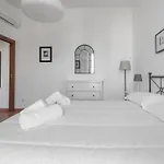 Gallo\'S House